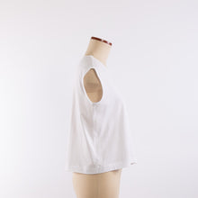 画像をギャラリービューアに読み込む, Sleeveless tops in White