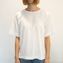 画像をギャラリービューアに読み込む, Box T size 3 in White