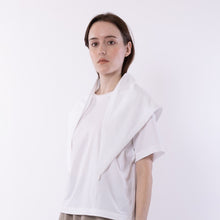 Load image into Gallery viewer, Cotton stretch shawl in White