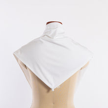 Load image into Gallery viewer, Cotton stretch shawl in White
