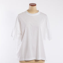 Load image into Gallery viewer, Wide binder crew neck T in White