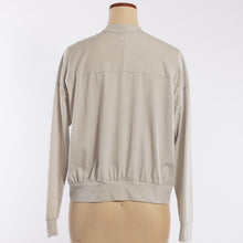 Load image into Gallery viewer, V-neck multi cardigan in Light gray