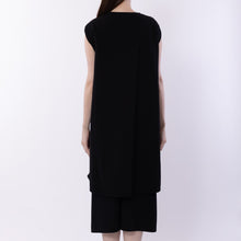 画像をギャラリービューアに読み込む, Scalloped no-sleeve tunic in Black