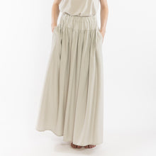 画像をギャラリービューアに読み込む, Petticoat long skirt in Light gray