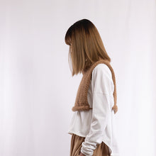 Load image into Gallery viewer, Baby alpaca hand knitted around neck warmer in Camel