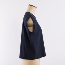 Load image into Gallery viewer, Sleeveless tops in Navy
