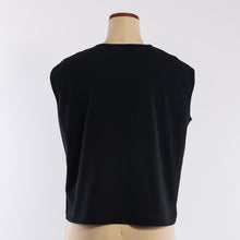 画像をギャラリービューアに読み込む, Sleeveless tops in Black
