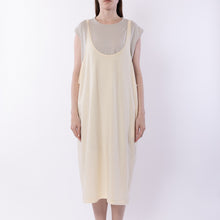 画像をギャラリービューアに読み込む, Wide open slip dress in Ecru
