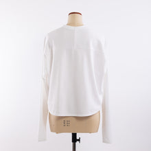 Load image into Gallery viewer, Way long sleeve T in White
