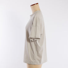 Load image into Gallery viewer, Wide binder crew neck T in Light gray
