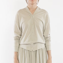 Load image into Gallery viewer, V-neck multi cardigan in Light gray
