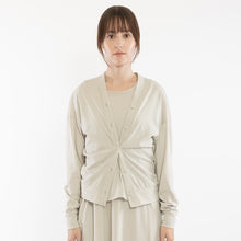 Load image into Gallery viewer, V-neck multi cardigan in Light gray
