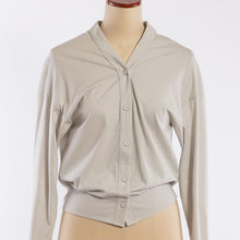 Load image into Gallery viewer, V-neck multi cardigan in Light gray

