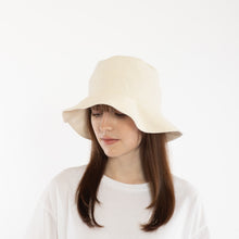 画像をギャラリービューアに読み込む, Minimal mid-brim hat in Natural
