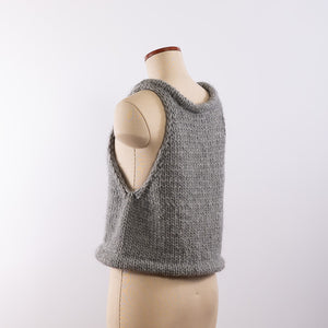 Wool/Alpaca roving yarn hand knitted tank in Gray