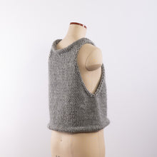 Load image into Gallery viewer, Wool/Alpaca roving yarn hand knitted tank in Gray
