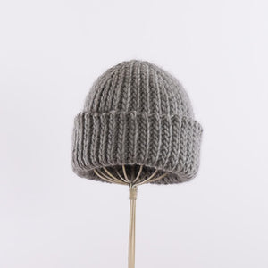 Wool/Alpaca roving yarn hand-crocheted big rib beanie in Gray