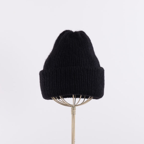 Baby alpaca mix a simple fluffy beanie in Black – TSUYUMI