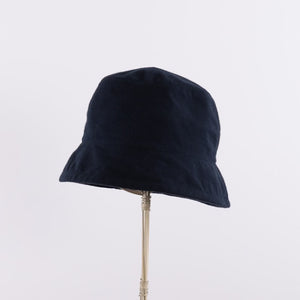 Washed bucket hat in Navy