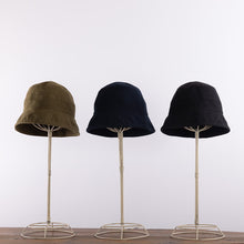 画像をギャラリービューアに読み込む, Washed bucket hat in Olive
