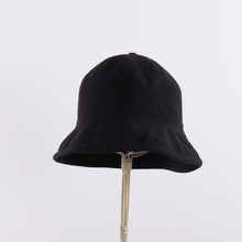 画像をギャラリービューアに読み込む, Washed dome hat in Black
